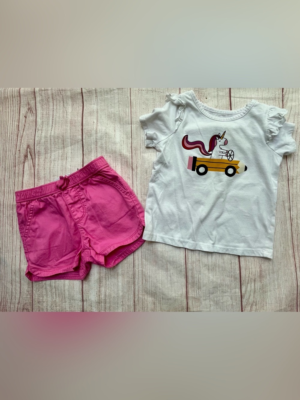 Outfit 3T Shorts/Casual Top